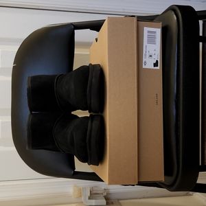 Uggs, women classic mini studded  boots